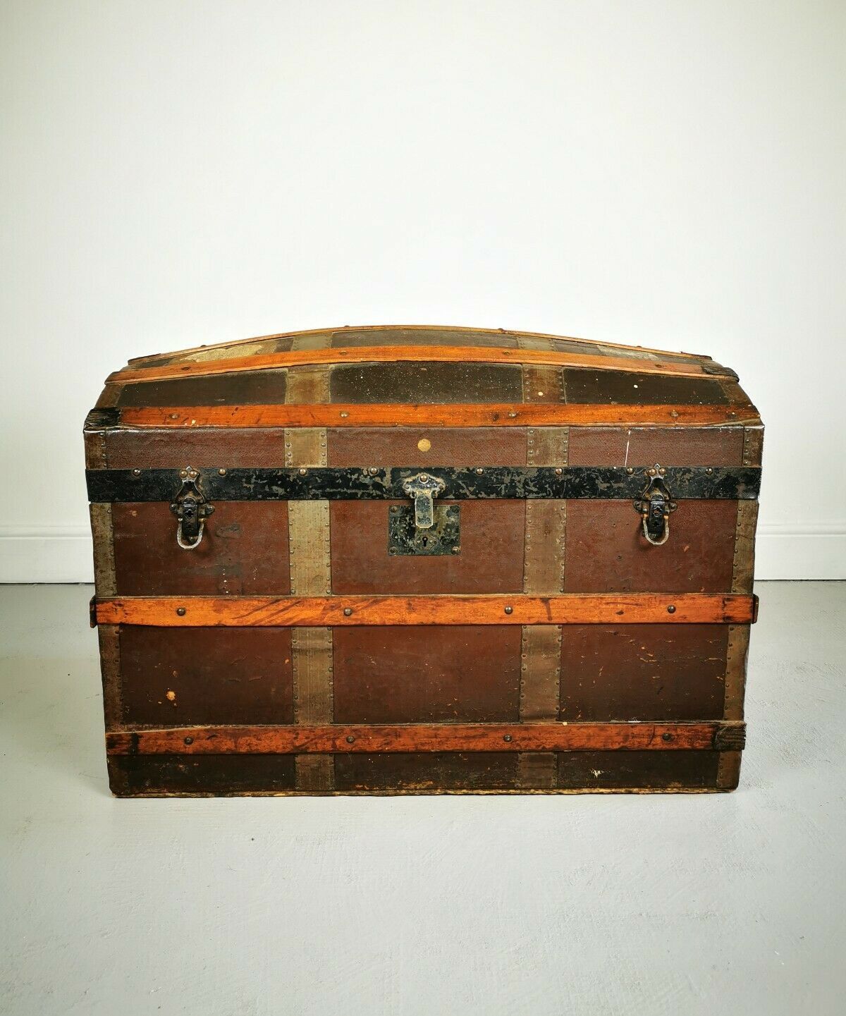 Vintage Late 19th Century Oak Banded Domed Top Storage Travel