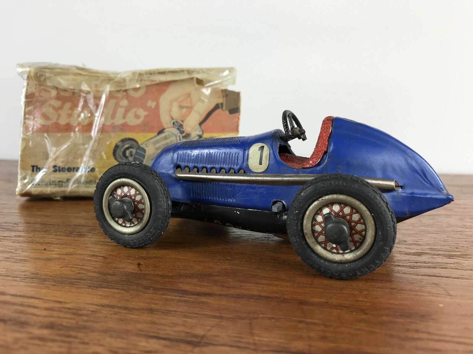 schuco studio 1050 mercedes racer