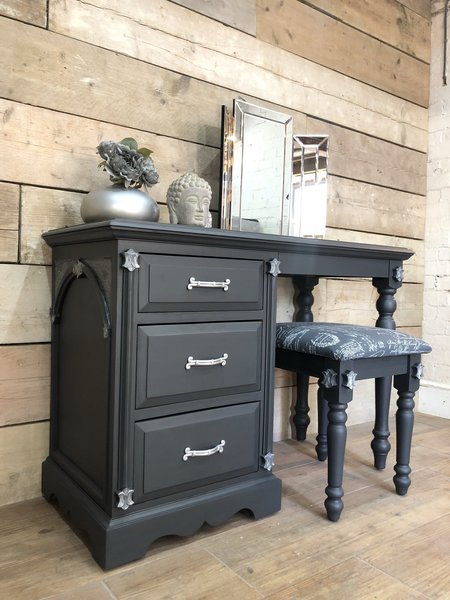 dark pine dressing table