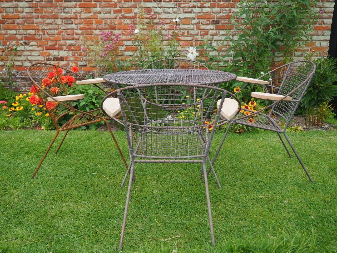 Vintage Wrought Iron Garden Table 6 Chair Set Style Of Maurizio Tempestini For Salterini Mauritempestin Salterini Vinterior