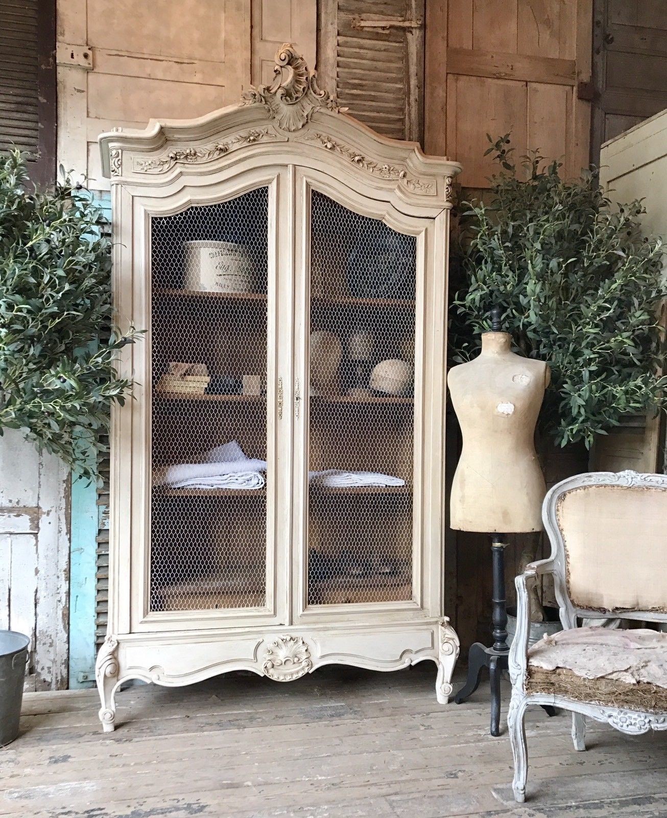 Original Vintage French Louis Xv Linen Press / Armoire With Chicken