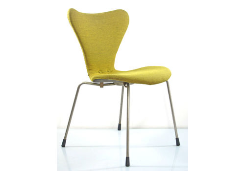 Arne Jacobsen Early Version Series 7 Chair Fritz Hansen
