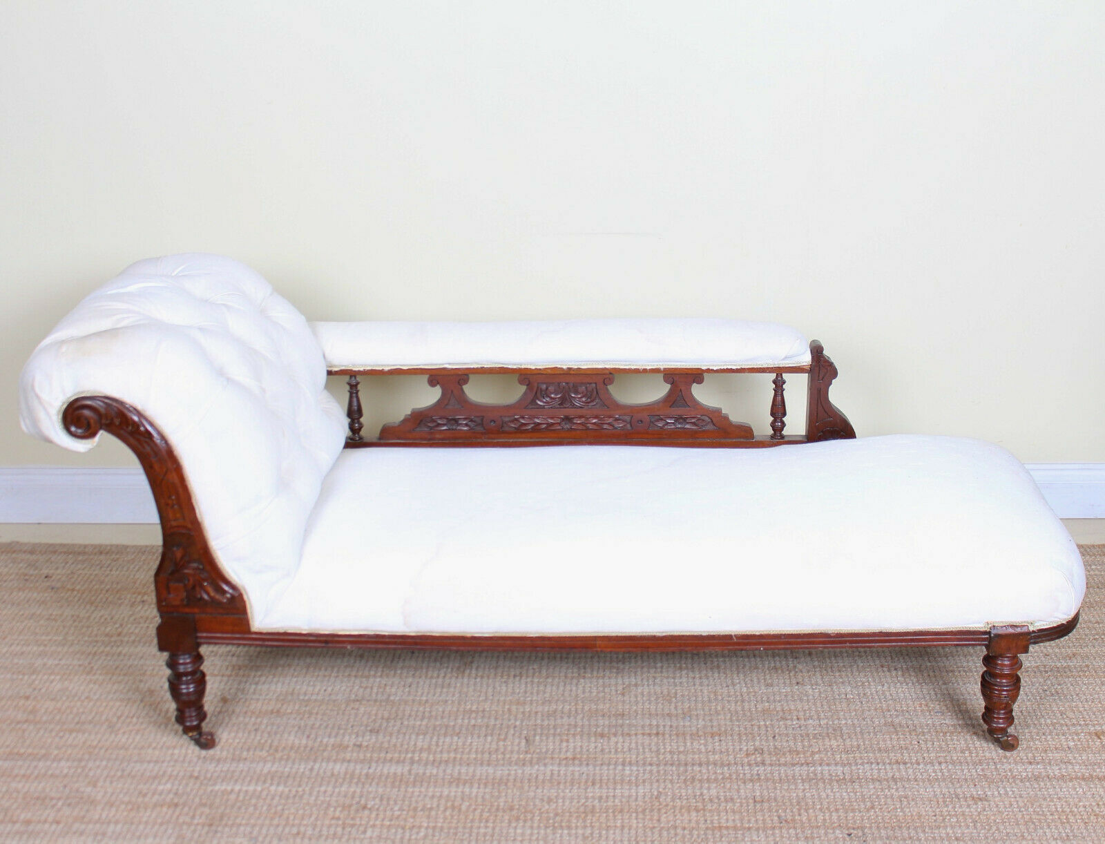 Antique Victorian Chaise Longue Sofa Carved Mahogany Fine Quality White