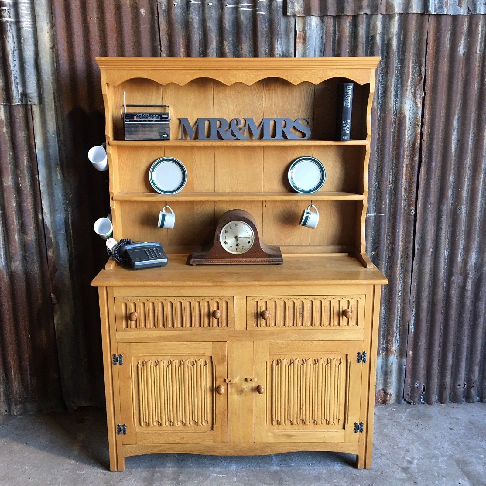 Vintage Light Blonde Oak Linnenfold Oak Welsh Dresser ...