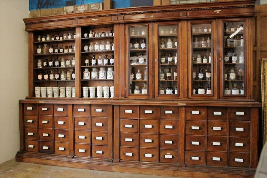 Large Budapest Apothecary/Pharmacy/Chemists Shop Display Late