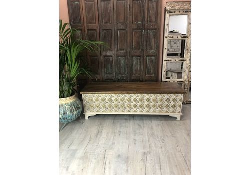 Beautiful Brass Decorative Carved Storage Box/ Coffee Table Made From Mango Wood