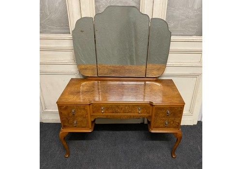 Queen Anne Burr Walnut Dressing Table