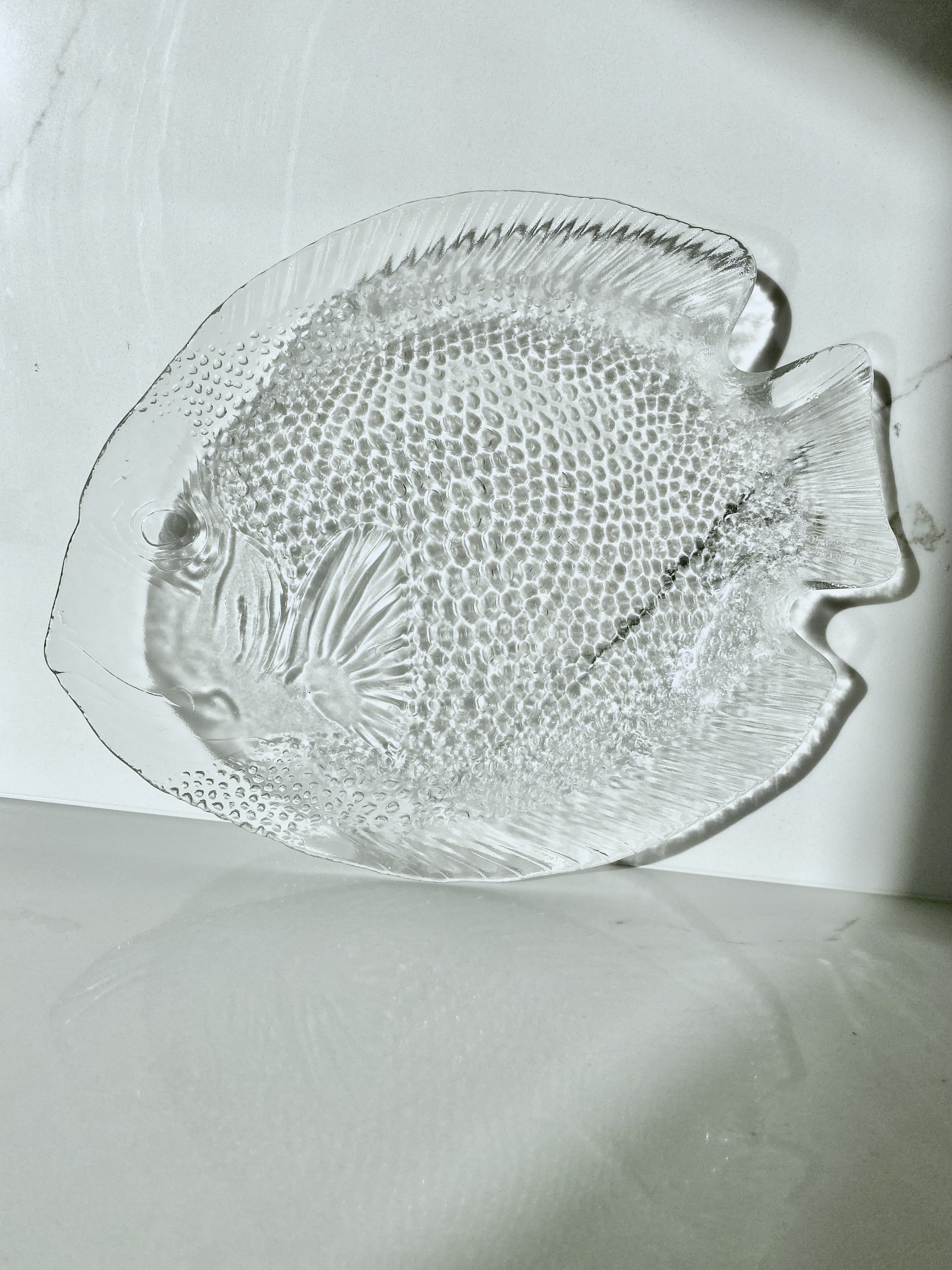 Vintage Arcoroc Clear Fish Glass Plate Vinterior