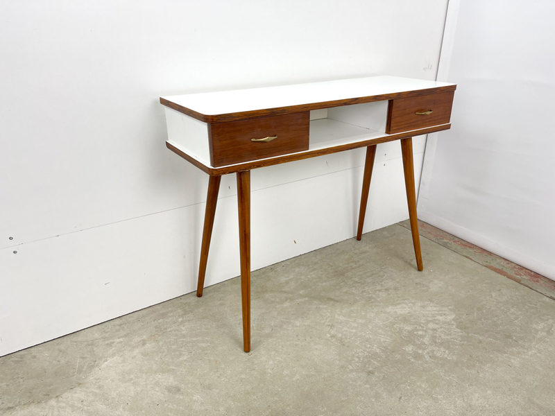 Dressing Table With Mirror photo furniture