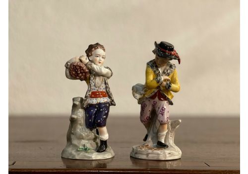 Pair Of Capodimonte Ceramics, Pair Of Kids "Hat And Wood