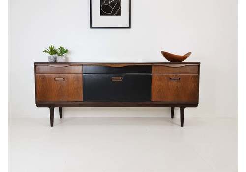 Vintage Sideboard / Tv Stand / Cabinet   Mid Century Danish Retro