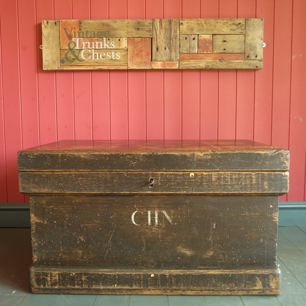Vintage Industrial Tool Chest Coffee Table Rustic Wooden Storage
