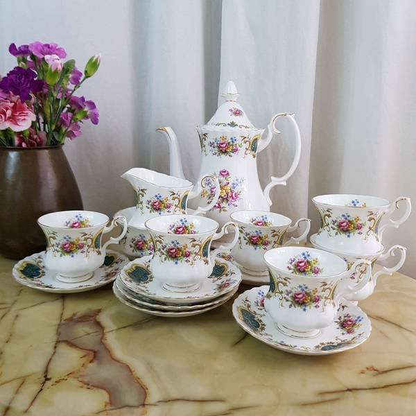 Royal Albert Set For Six, Made In England, Berkeley Pattern, Tea