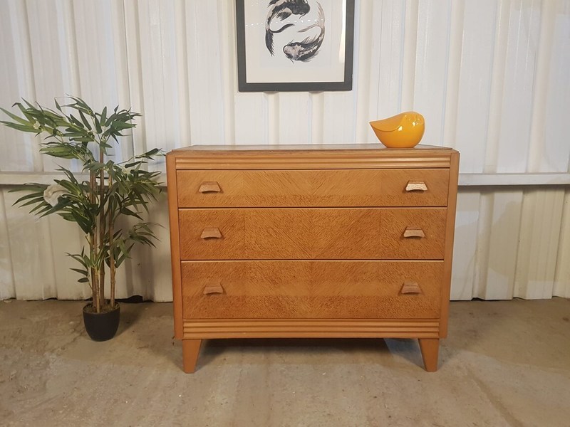 Harris Lebus Vintage Mid Century Medium Teak Retro Compact Chest Of