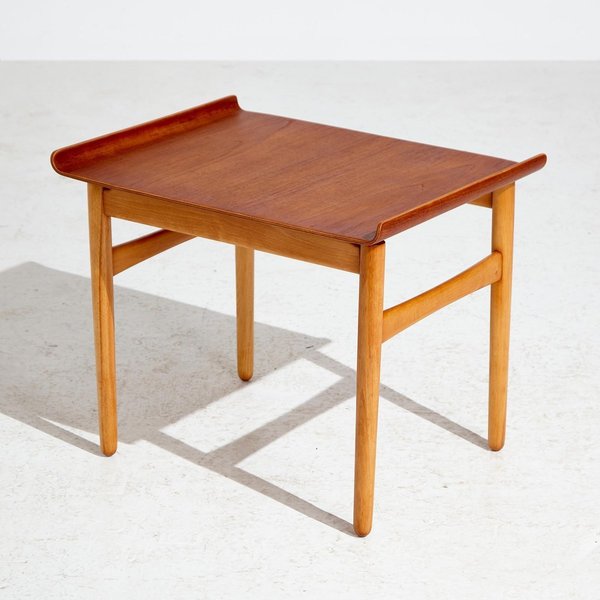 Model Fh1937 Coffee Table By Hans J. Wegner For Fritz Hansen photo furniture