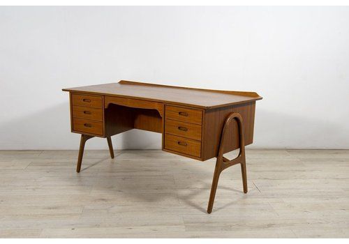 Mid Century Teak Desk By Svend åge Madsen For H.P. Hansen 1960s.