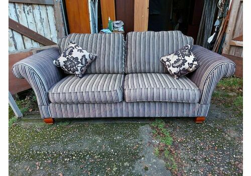 Very Smart 3 Seater Black & Brown Striped Sofa / Settee