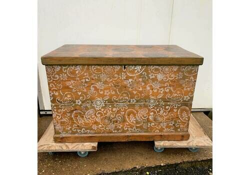 Victorian Pine Blanket Box Trunk With Painted Decoration