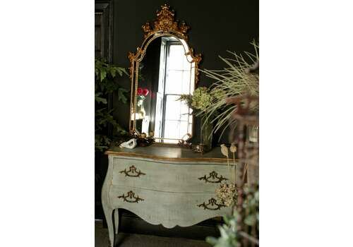 Stunning Decorative Gilt Mirror